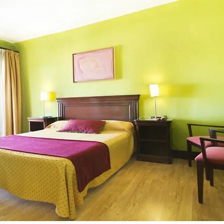 Hotel Carlos V Granada