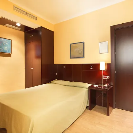 Carlos V Hotel