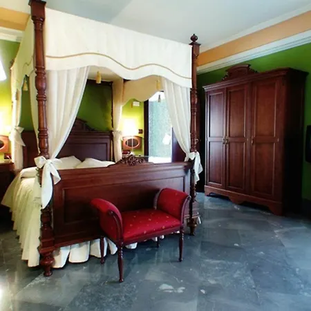 Hotel Carlos V Granada