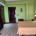 Hotel Carlos V Granada