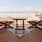 Carlos V Hotel *