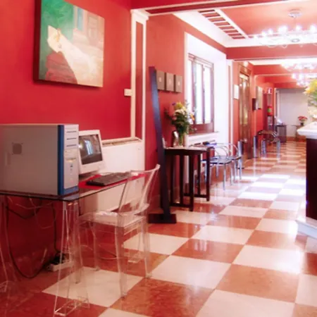 Hotel Carlos V Granada
